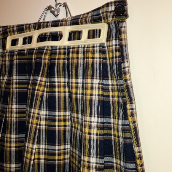 UNIFORM SKIRT  size medium - Picture 2 of 6